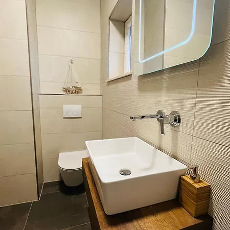 In Mit Privatem Pool Сasa de vacaciones Pucisca